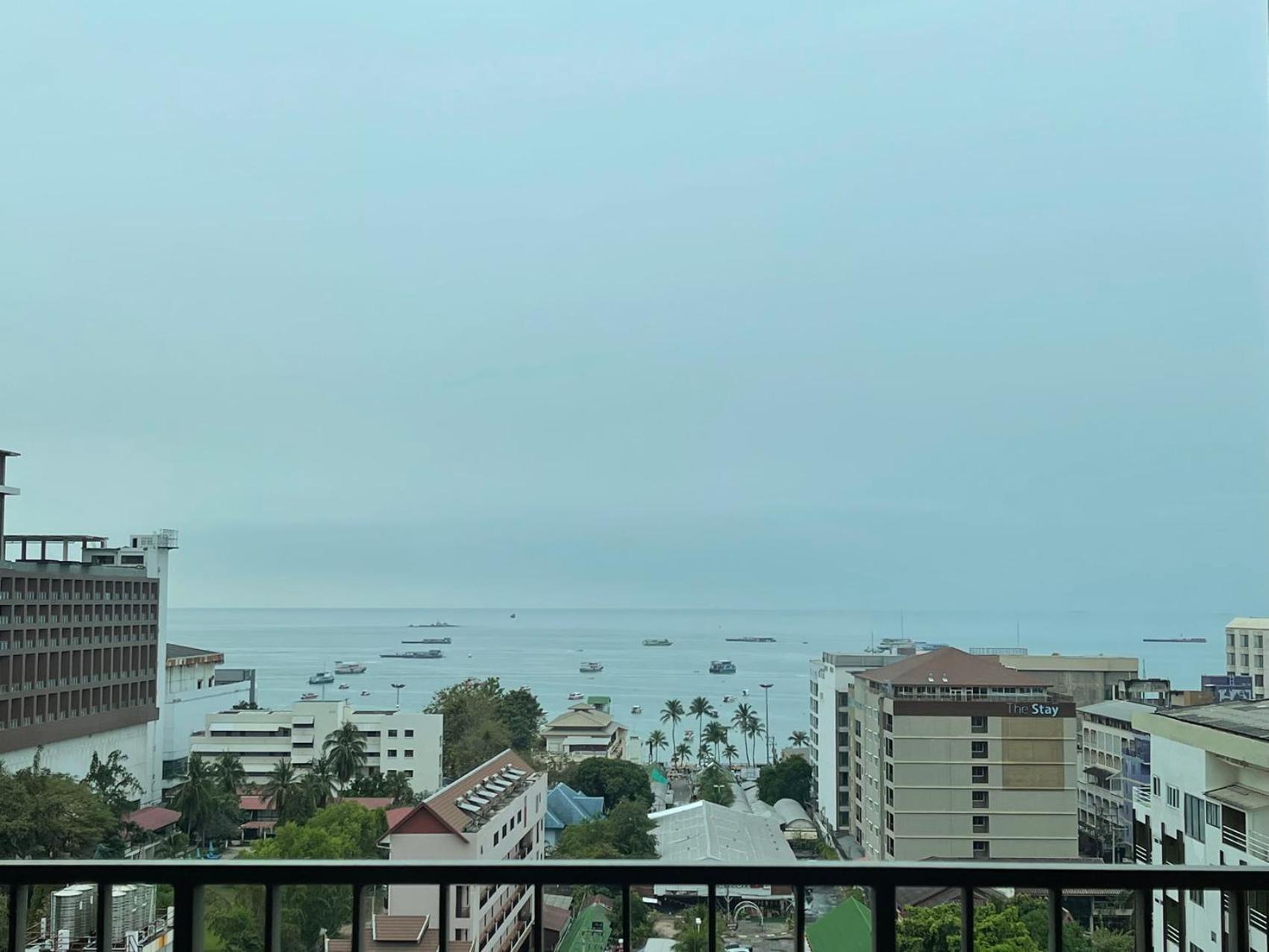 The Base Central Pattaya By Adam Εξωτερικό φωτογραφία