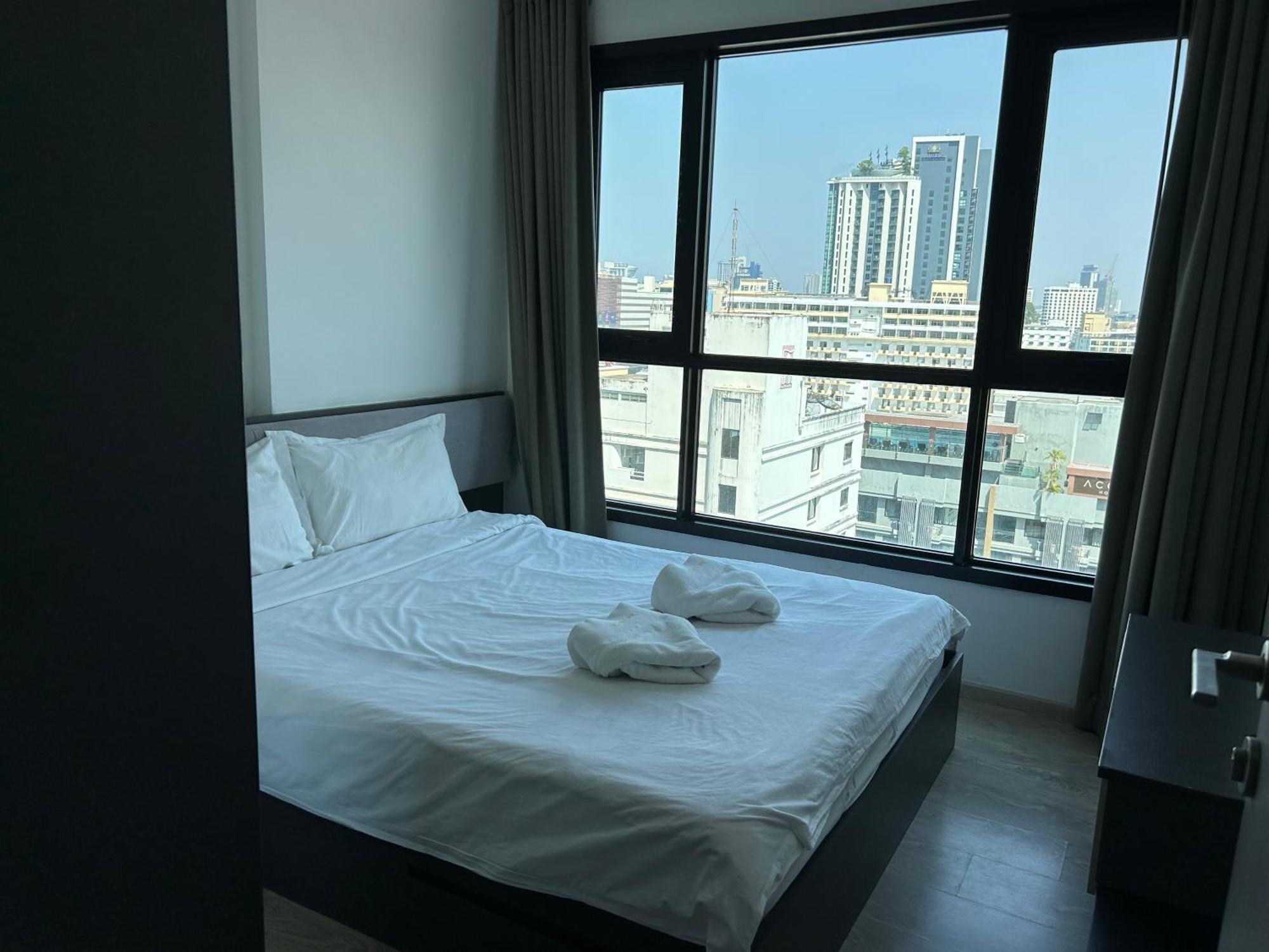 The Base Central Pattaya By Adam Εξωτερικό φωτογραφία